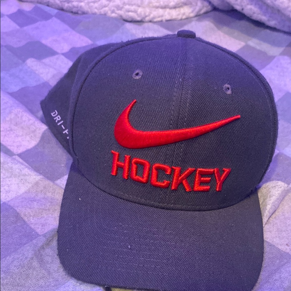 Nike Dri-FIT Cap in Gray and Red